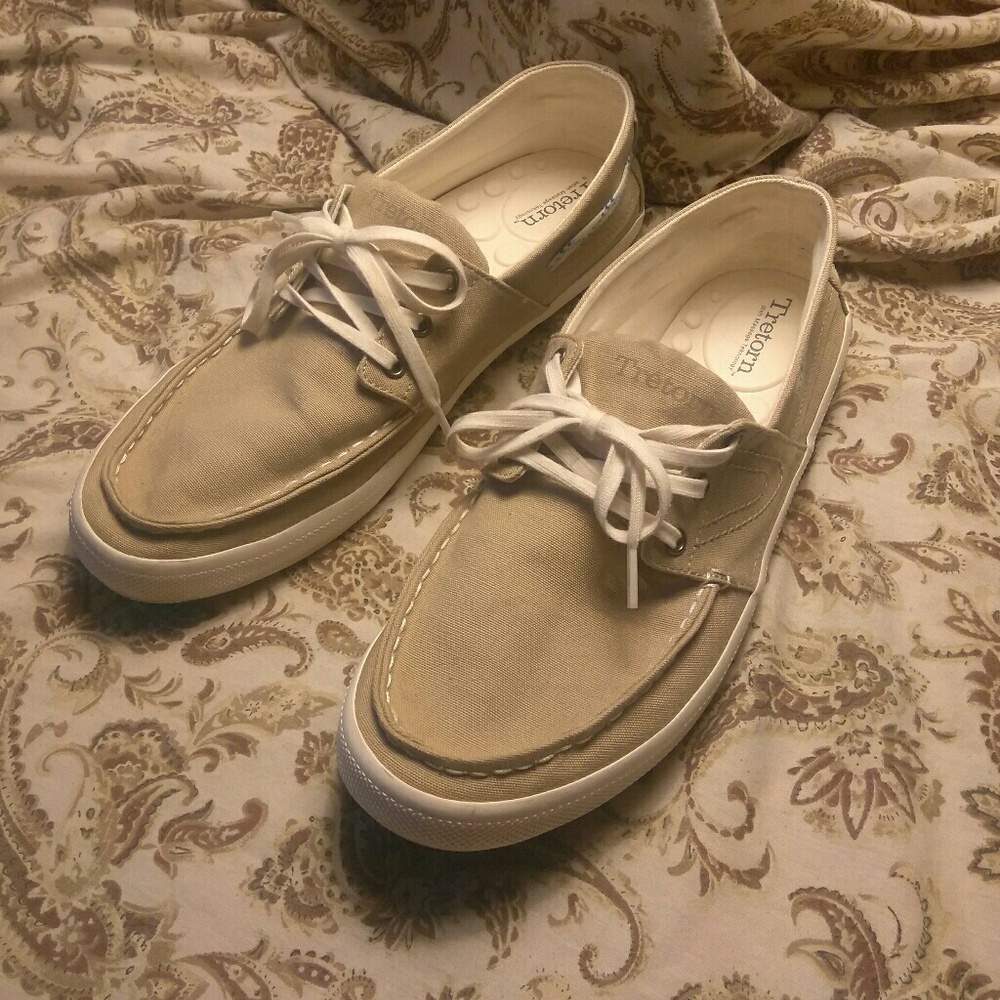 Tretorn Cream Colored Men's Loafers